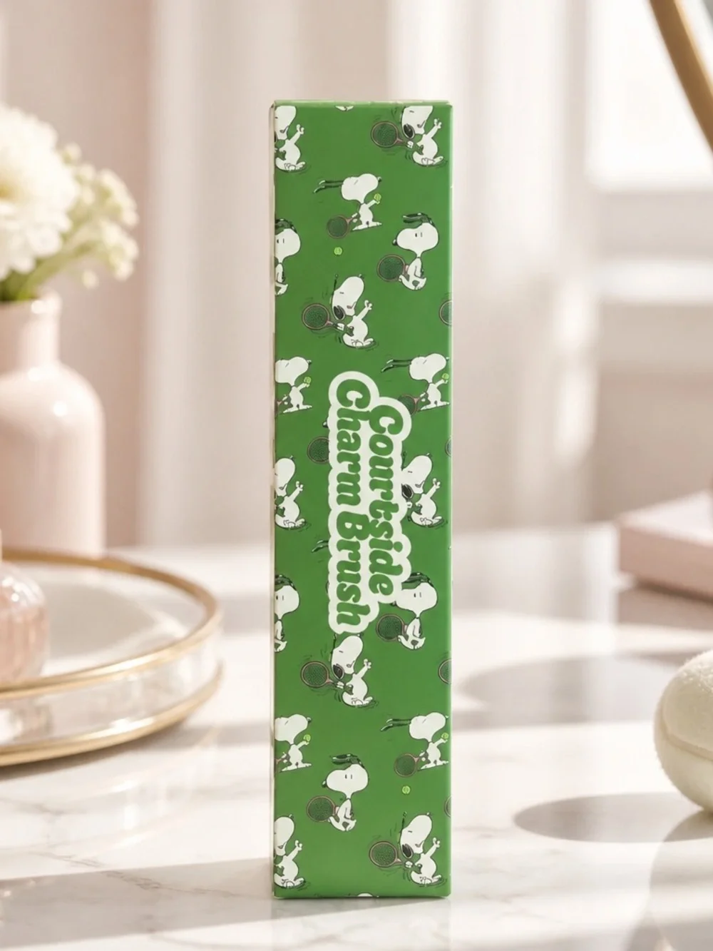 Peanuts x Célavi Snoopy Courtside Charm Hair Brush